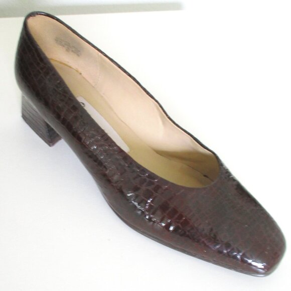 Etienne Aigner Womens Brown Snake Patent Leather Loafer w/1.5" Block Heel - 8M - Picture 2 of 9